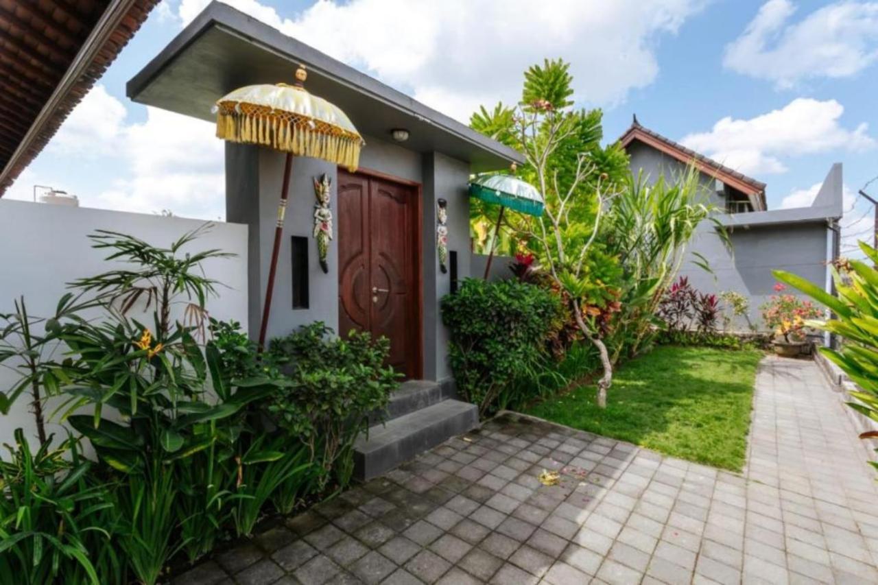 Carik Bali Guest House Canggu Экстерьер фото